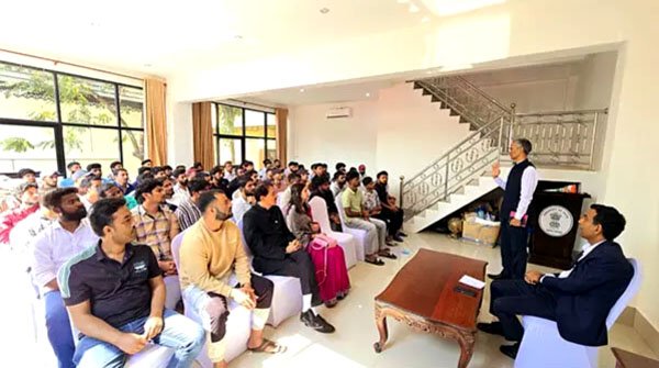 लाओस में भारतीय दूतावास ने 67 भारतीय नागरिकों को मुक्त कराया