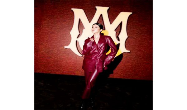 शनाया कपूर ने पेरिस में अमीरी ऑटम-विंटर फैशन शो में शिरकत की