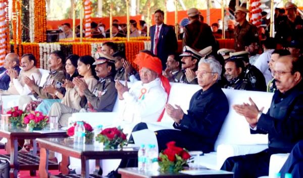 देश को सशक्त और समृद्ध बनाने में नागरिक दें अपना सर्वश्रेष्ठ योगदान : पटेल