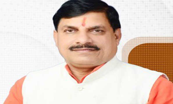 बहन-बेटियों के साथ बदतमीजी की घटना में एक कांग्रेसी का नाम अवश्य आता है- यादव