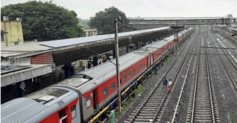 वडोदरा-दाहोद-मेमू 15 दिन के लिए निरस्‍त