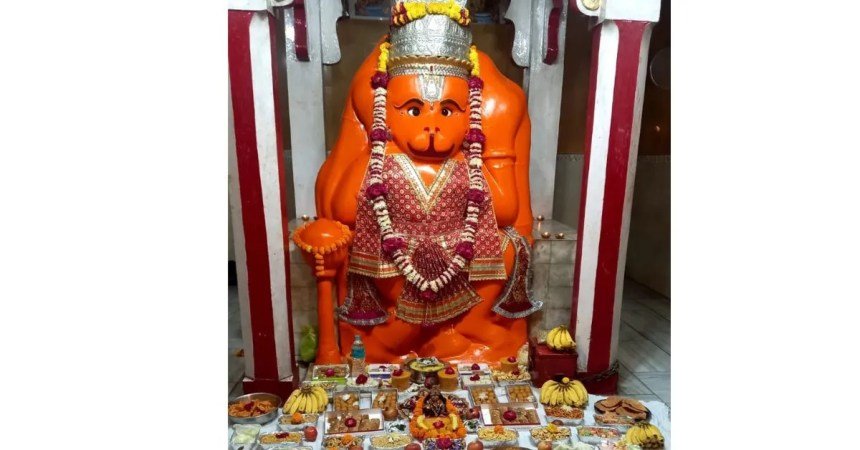 बालाजी हनुमान मंदिर में आया लाखों का दान