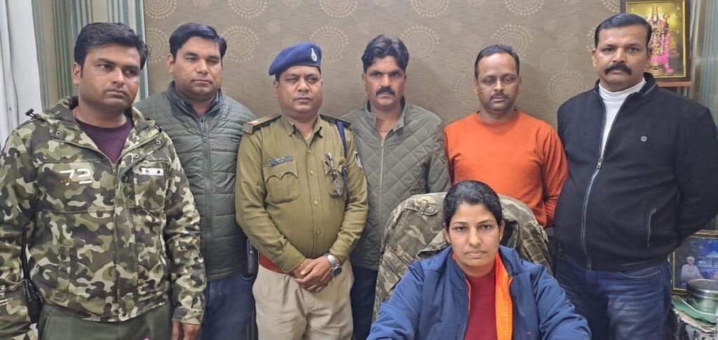 वाहन में अवैध विस्फोटक सामग्री लिए दो आरोपितों को किया गिरफ्तार 