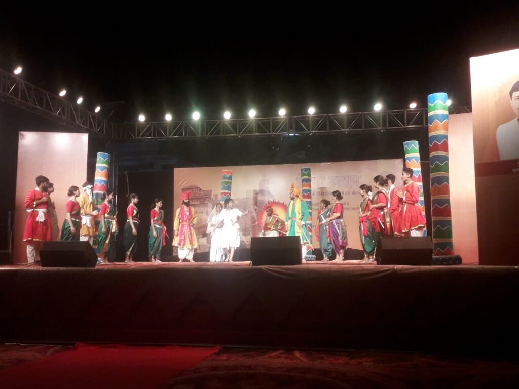 नाटक के माध्यम से रानी दुर्गावती पर आधारित महान गाथा का किया चित्रण, दर्शको ने की प्रशंसा