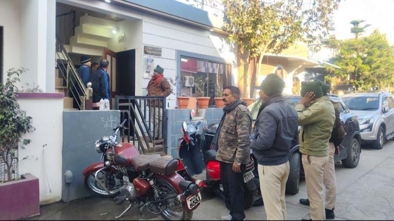 नगर निगम अकाउंट ऑफिसर के घर ईओडब्यु की रेड