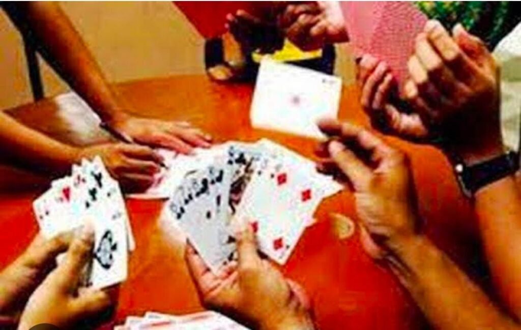 हारजीत का दाव लगाते 6 जुआरी पकड़े