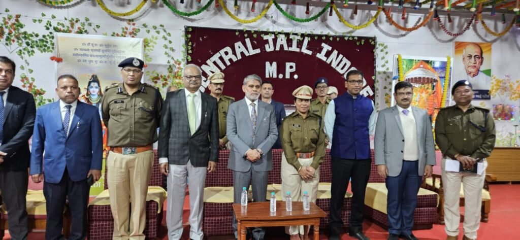 केंद्रीय जेल में मुख्य न्यायाधीश ने किया निरीक्षण