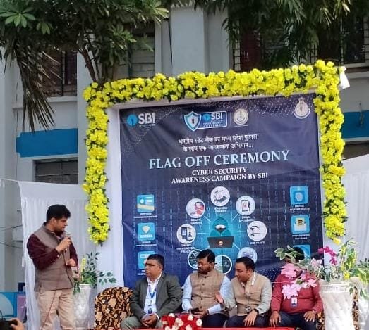 जागरूकता अभियान का रथ का रवाना