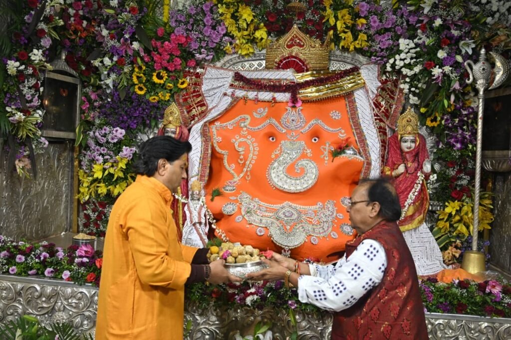खजराना गणेश मंदिर में शुरू हुआ तीन दिवसीय तिल चतुर्थी मेला