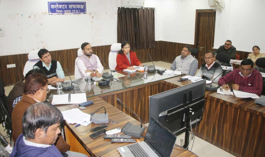 टी एल की बैठक शुरू