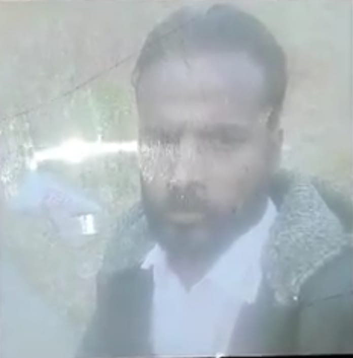 ई-रिक्शा चालक की चाकू से गोदकर हत्या