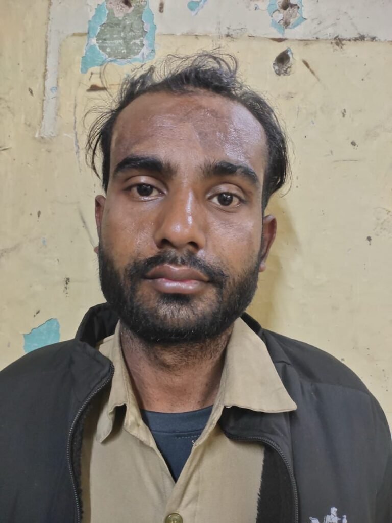 प्रतिबंधित कोडीन सिरप के साथ दो आरोपी गिरफ्तार