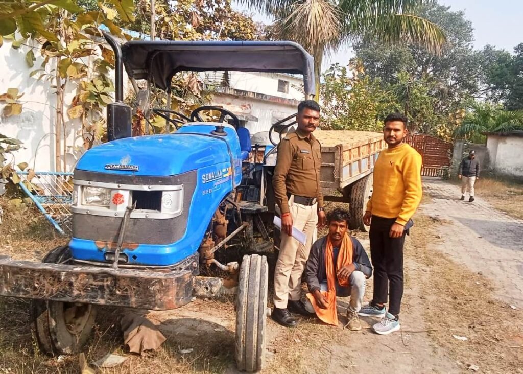 रेत एवं गिट्टी का अवैध उत्खनन एवं परिवहन करते तीन ट्रैक्टर जप्त