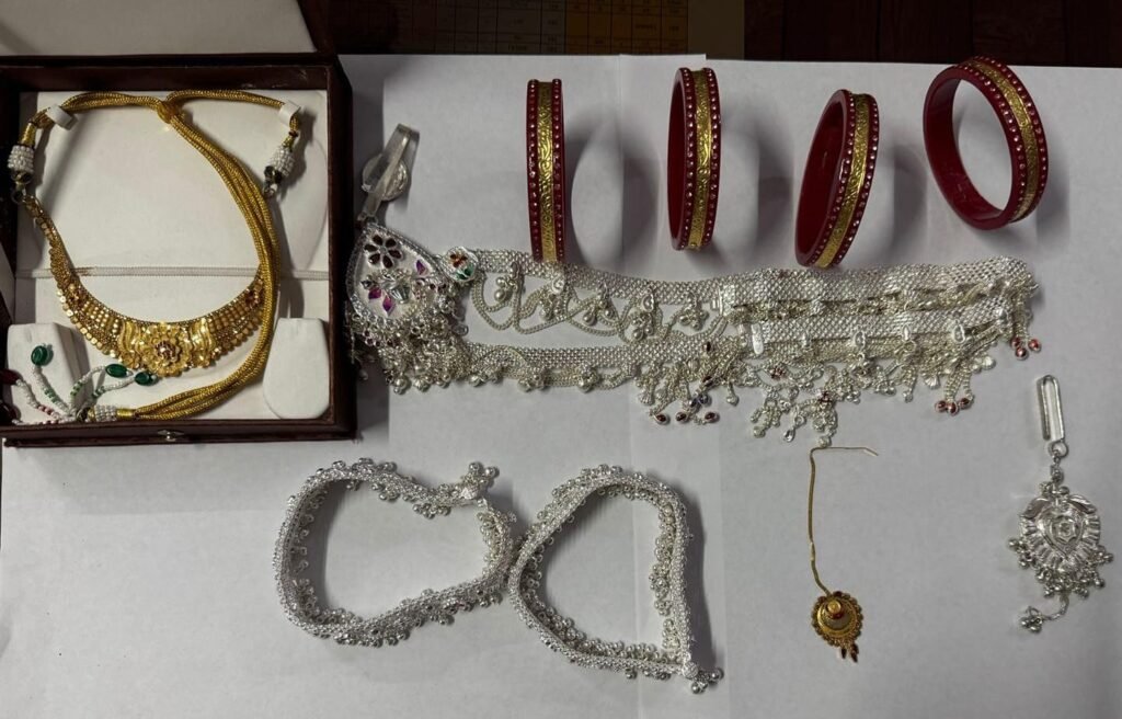  दुल्हन के जेवर चुराने वाली गैंग पकड़ाई