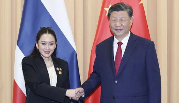 जिनपिंग ने शिनावात्रा से की मुलाकात