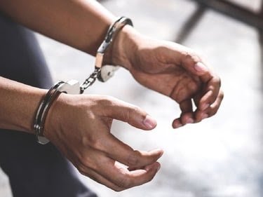 दुष्कर्म के मामले में फरार आरोपी गिरफ्तार