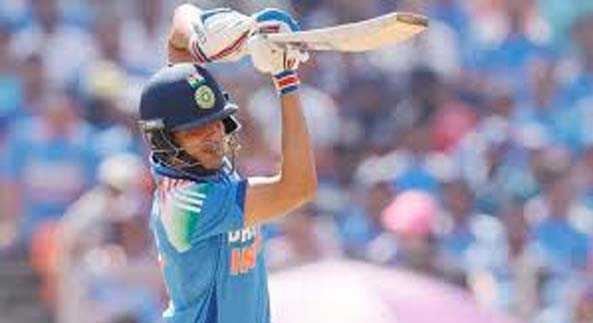 गिल और तीक्षणा एकदिवसीय रैंकिंग में शीर्ष पर