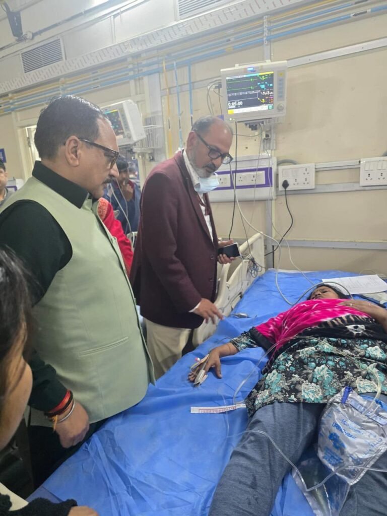 एलएनजेपी अस्पताल जाकर घायलों से मिले सचदेवा