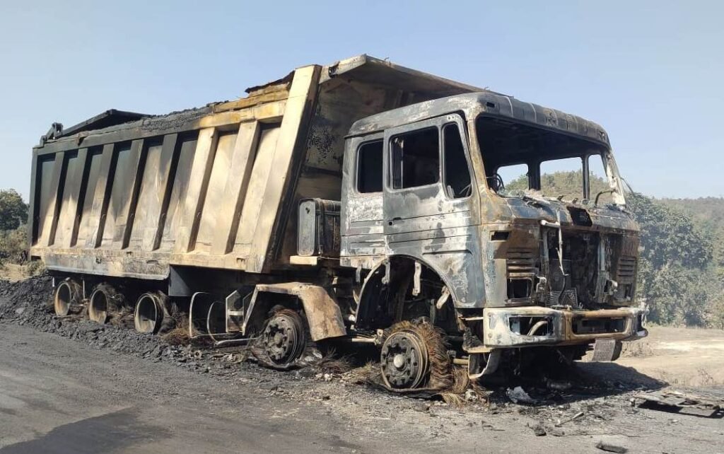 गड़ाखाड़ आगजनी की घटी घटना का कौन है जिम्मेदार?