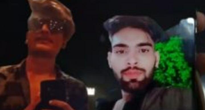 डिवाइडर से टकरा बाइक 80 मीटर तक घिसटी, दो युवकों की मौत 