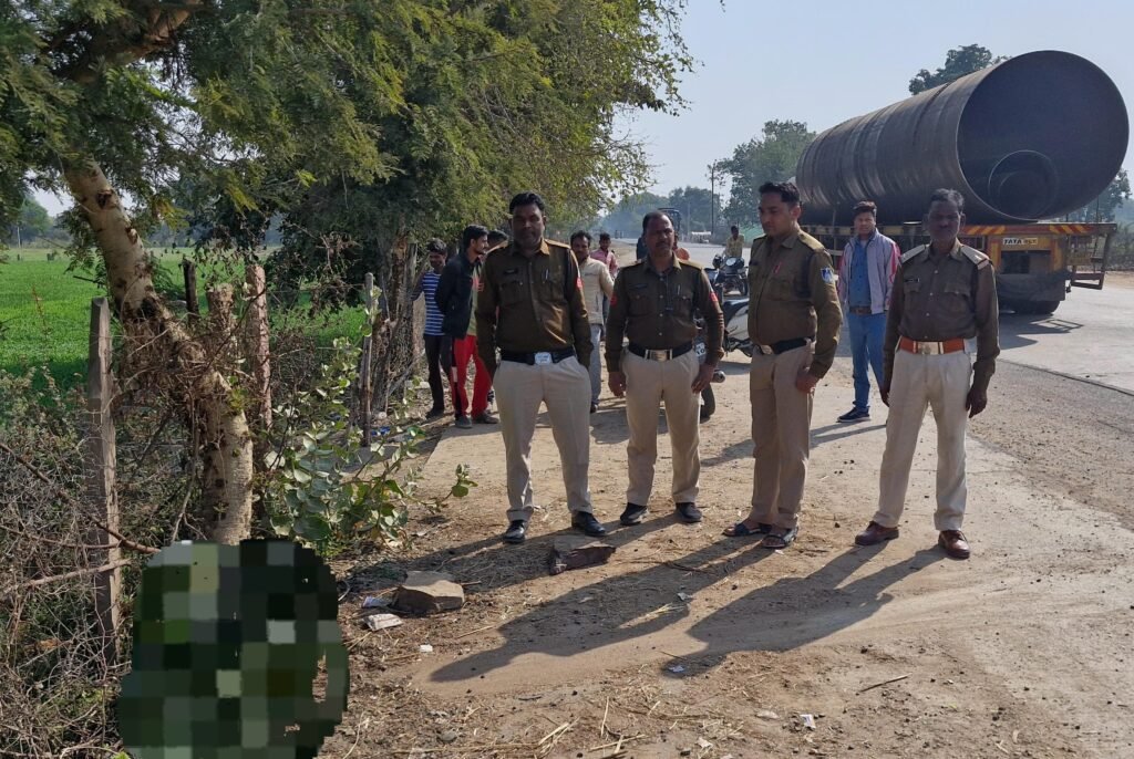 किसी वाहन की टक्कर लगने से वृद्ध की मौत