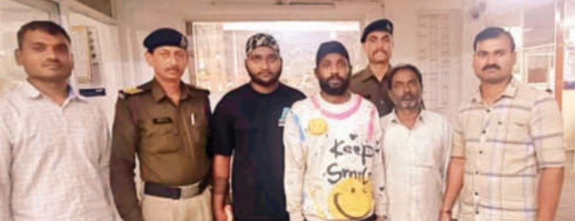 फ्लाइट से भागे अंतरराज्यीय चोर गिरफ्तार, सरगना अब भी फरार