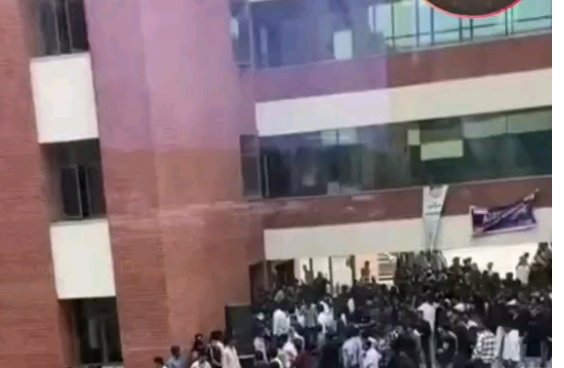 डीजे बजाने से रोका तो यूनिवर्सिटी में छात्र ने प्रोफेसर पर किया हमला