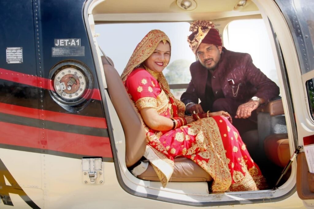 मंत्री के माध्यम से हेलीकॉप्टर में बैठकर फोटो, विडियो बनाकर घूम रहे जिलेवासी