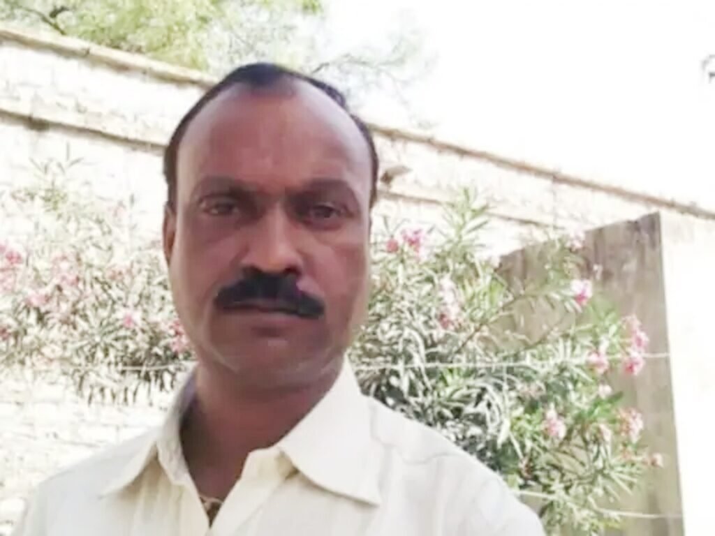 वाहन की टक्कर से बिजली कर्मचारी की मौत, ड्यूटी से लौटते हुआ हादसा 