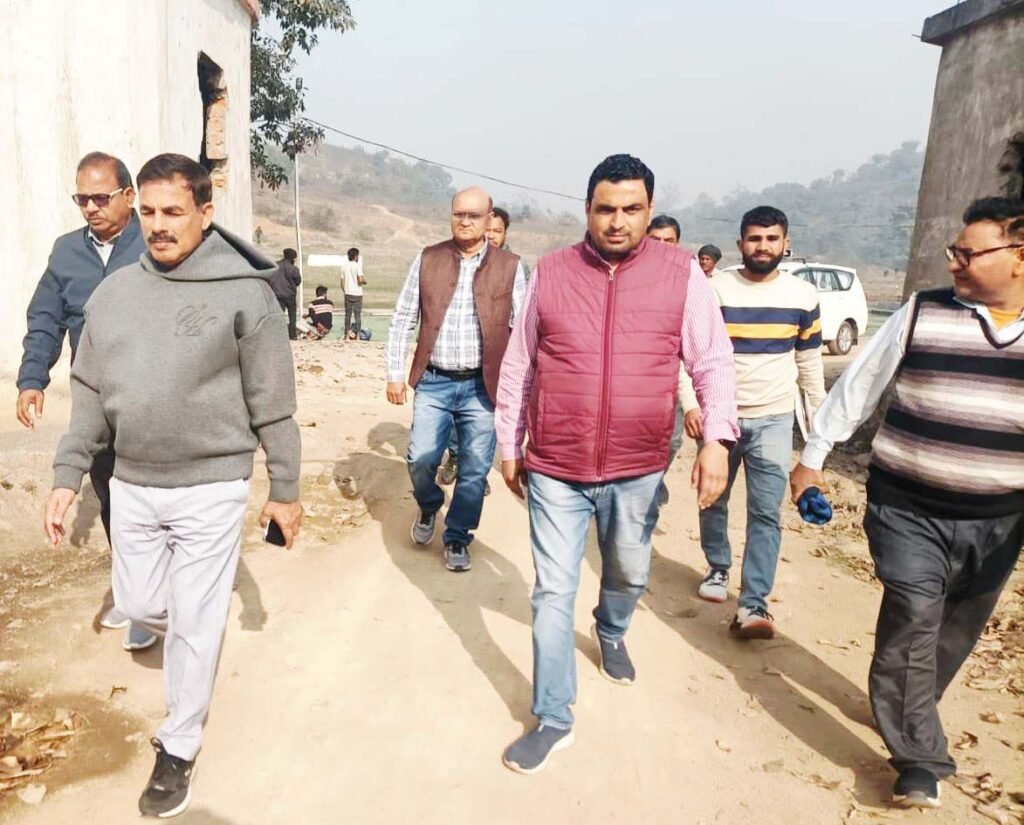 आयुक्त ने मोरवा जोन पहुंच साफ-सफाई व्यवस्था का लिया जायजा