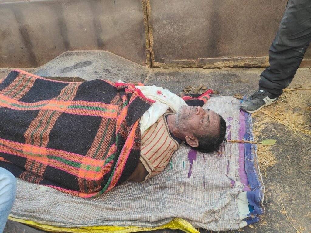 बांध नहर में अनियंत्रण होकर बाइक सहित 02 लोग डूबे