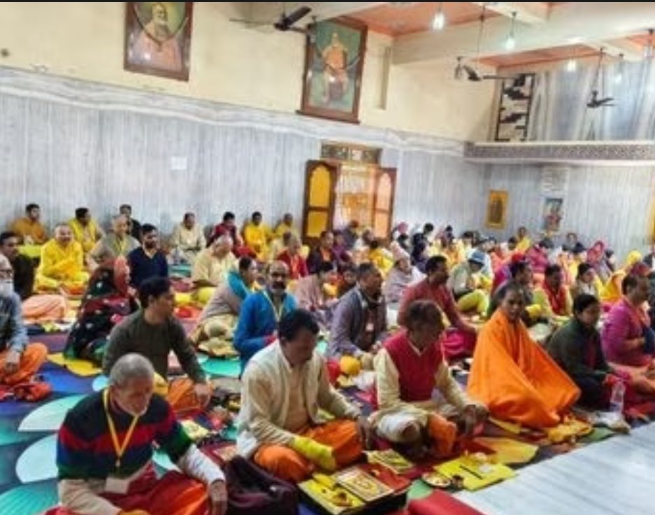 पीतांबरा पीठ में राष्ट्र रक्षा के लिए हुआ यज्ञ, देशभर के साधकों ने गुप्त नवरात्र में किया सामूहिक अनुष्ठान