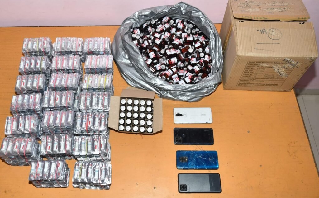  डेढ़ लाख के नशीले इंजेक्शन के साथ चार सौदागर पकड़ाए