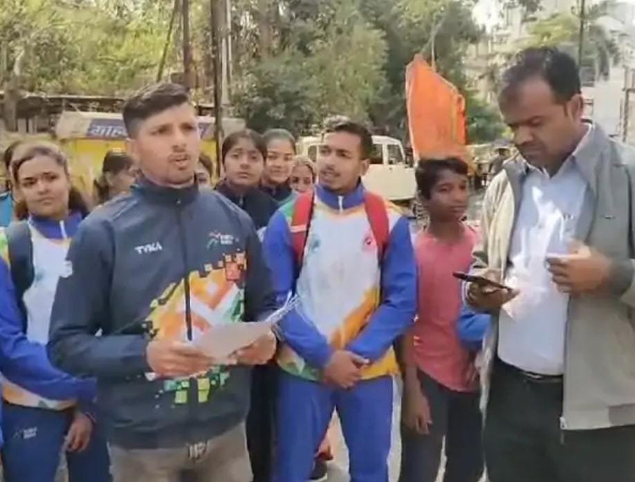 मलखम्ब में जिम्मेदारों का गैर जरूरी दखल