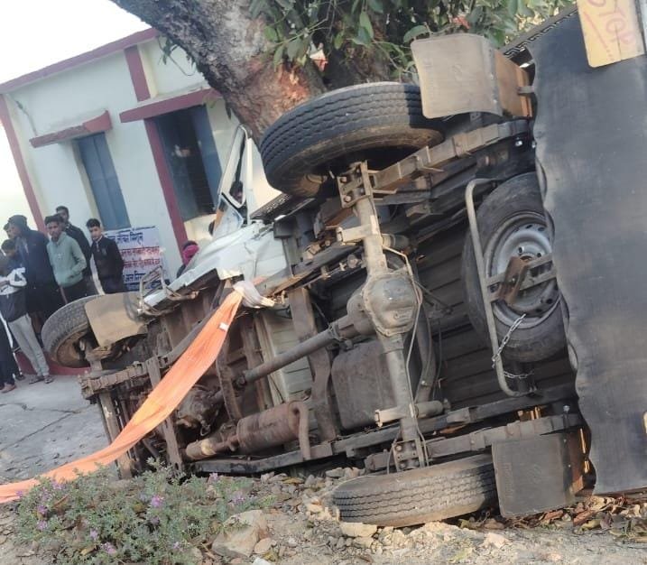 जिले में हुईं 3 सड़क दुर्घटना में 2 की मौत