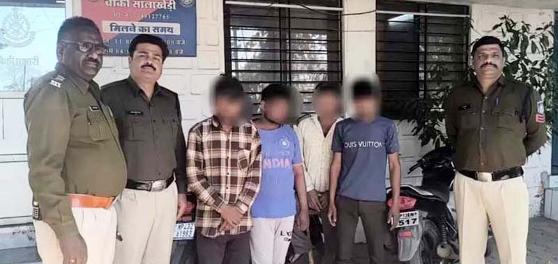 मिल से चना चुरा कर भाग रहे आरोपी पुलिस गश्त में पकड़ाए