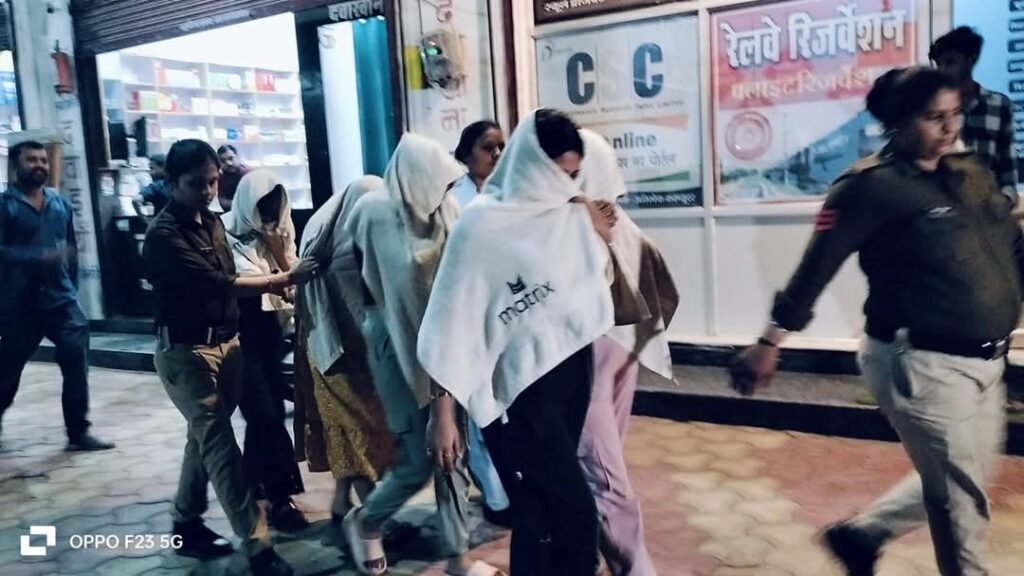 स्पा सेंटर की आड़ में चल रहा था देह व्यापार, जमोड़ी पुलिस ने मारा छापा