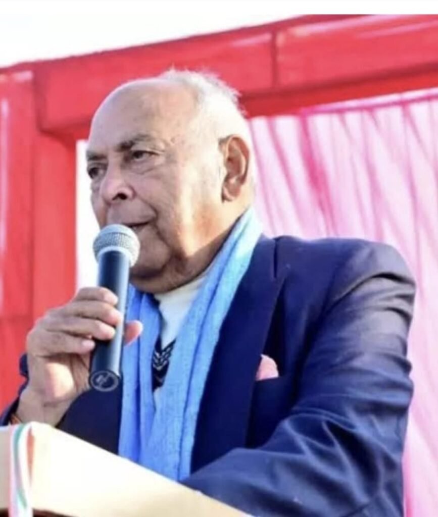 कांग्रेस की बैठक में चिंतन-मंथन और मैदान खाली