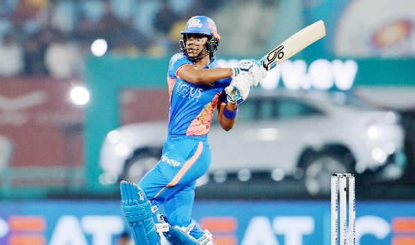 मुंबई इंडियंस ने यूपी वॉरियर्ज को छह विकेट से हराया