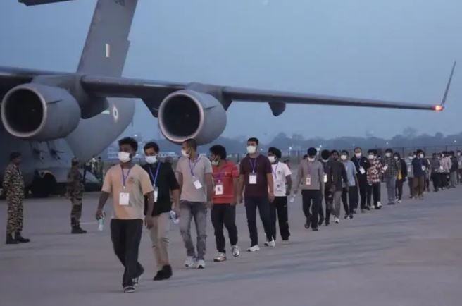 दक्षिण पूर्व एशिया से 266 और भारतीय छूटकर भारत पहुंचे