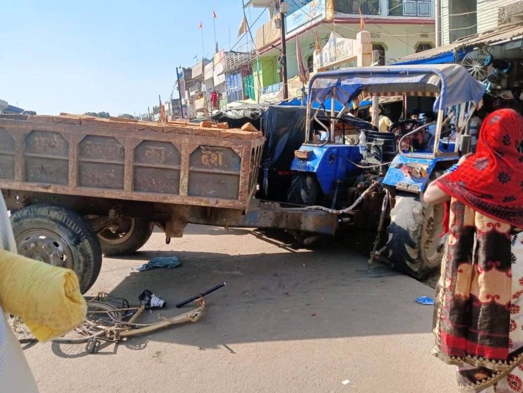 देवसर बाजार में हादसा, ट्रैक्टर की टक्कर से दुकानदार की मौत