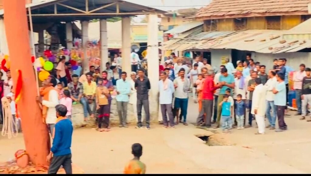 रामपुर के वीर बम्बो मेले में बाबा हर रहे भक्तों के कष्ट