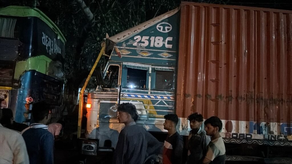 कंटेनर में मिले 71 भैंस और पड़े 