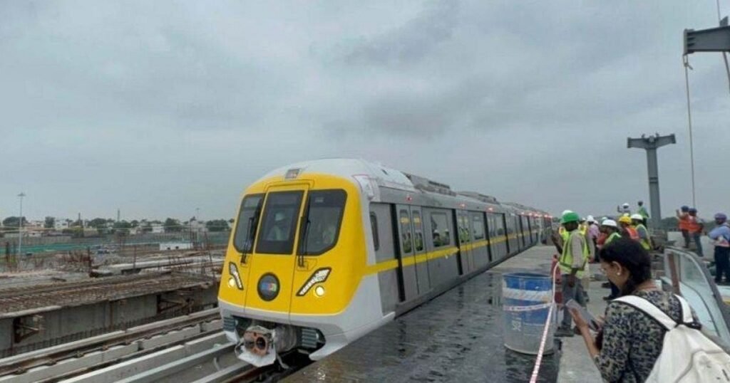 रेल सेफ्टी कमिश्नर ने किया मैट्रो लाइन का निरीक्षण 