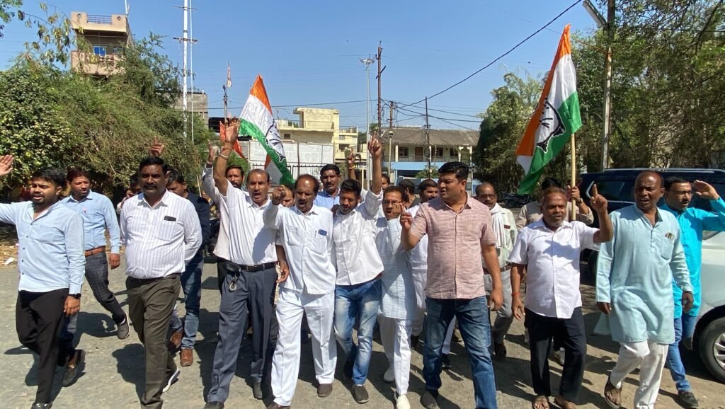 आष्टा और सीहोर के कई गाँवों की बिजली काटी