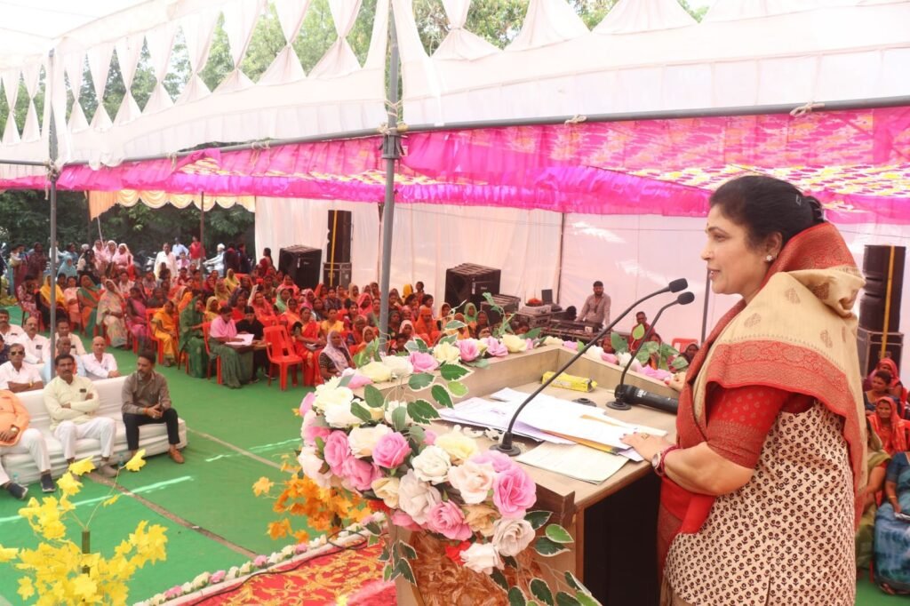 आने वाली पीढिय़ों को संस्कृति से जोडऩा हमारा दायित्व