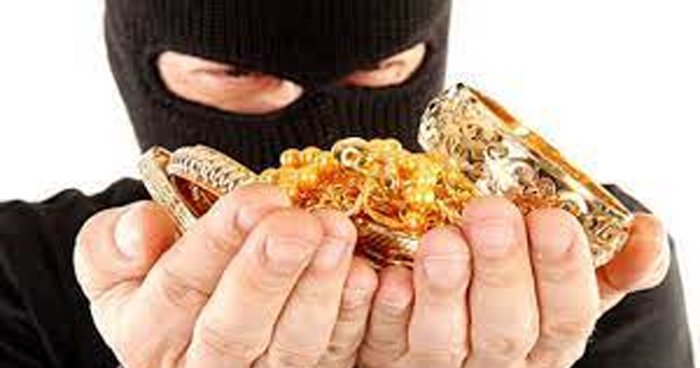 50 हजार नगद, आभूषण ले गए चोर