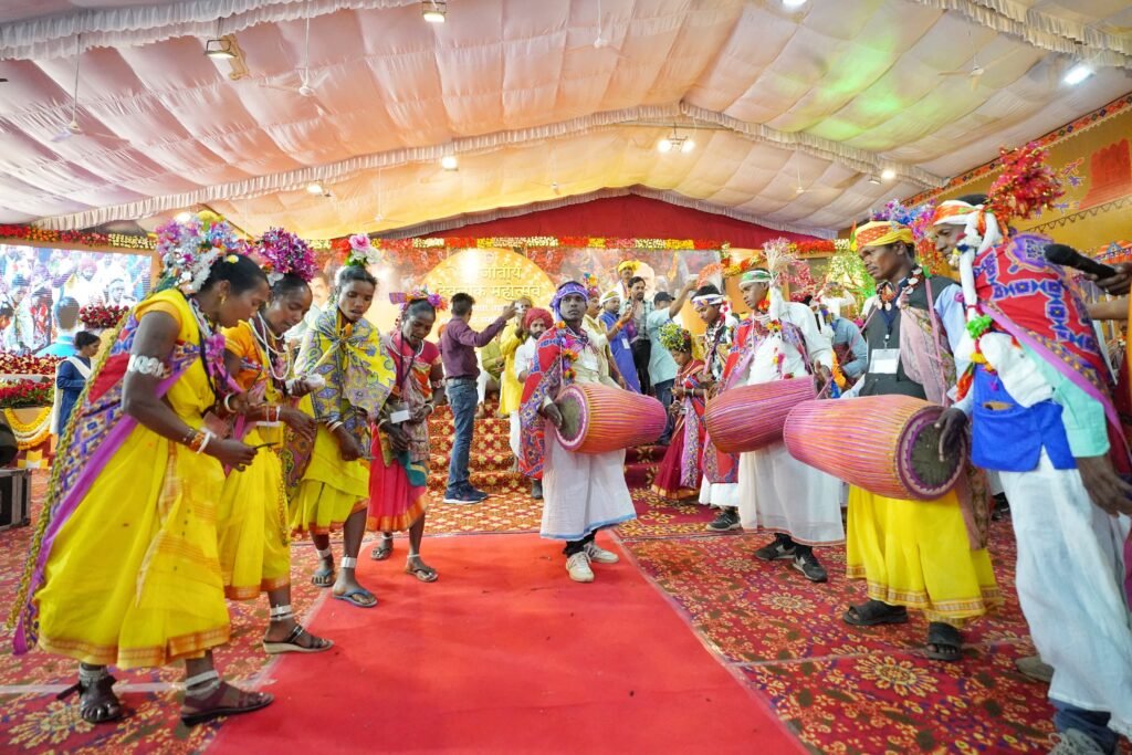 भोपाल में हो रहा जनजातीय देवलोक महोत्सव