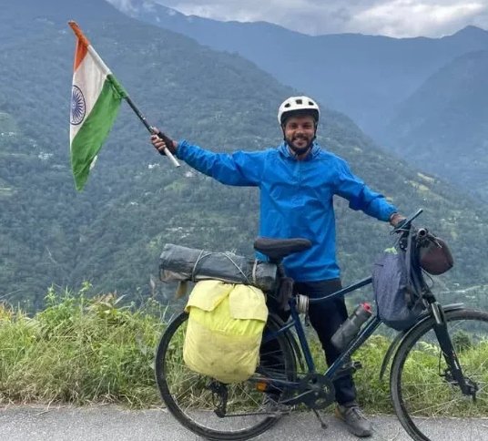 साइकिल से भारत की 25,000 किमी की यात्रा की पूरी