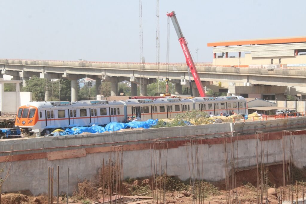 रानी कमलापति से एम्स तक दौड़ी मेट्रो, सफल रहा ट्रायल